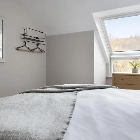 Apartment Exceptional 3 Bedroom River View - Pass The Keys *