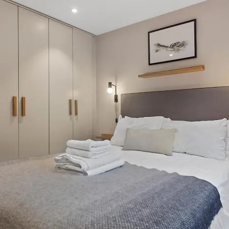 Pass The Keys Exceptional 3 Bedroom River View אולברסטון