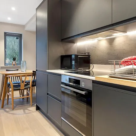 Exceptional 3 Bedroom River View - Pass The Keys Apartamento